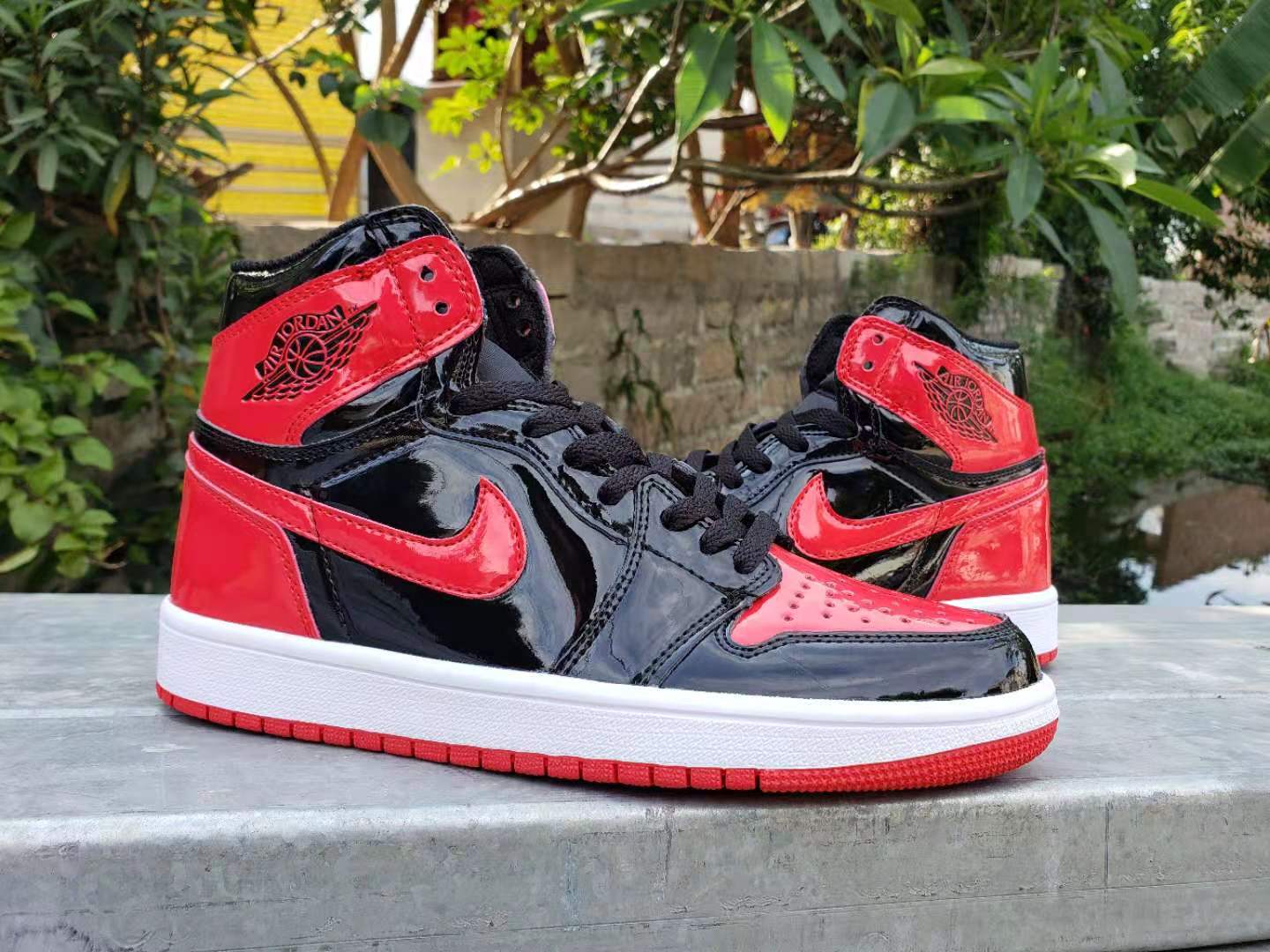 2021 Air Jordan 1 Retro Pantent Leather Black Red Shoes